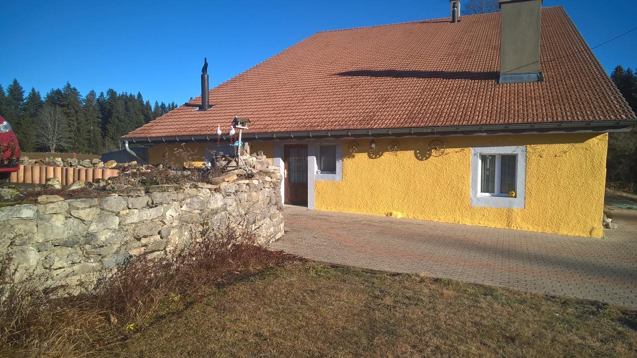 La Dernier Villa La Côte-aux-Fées Dış mekan fotoğraf