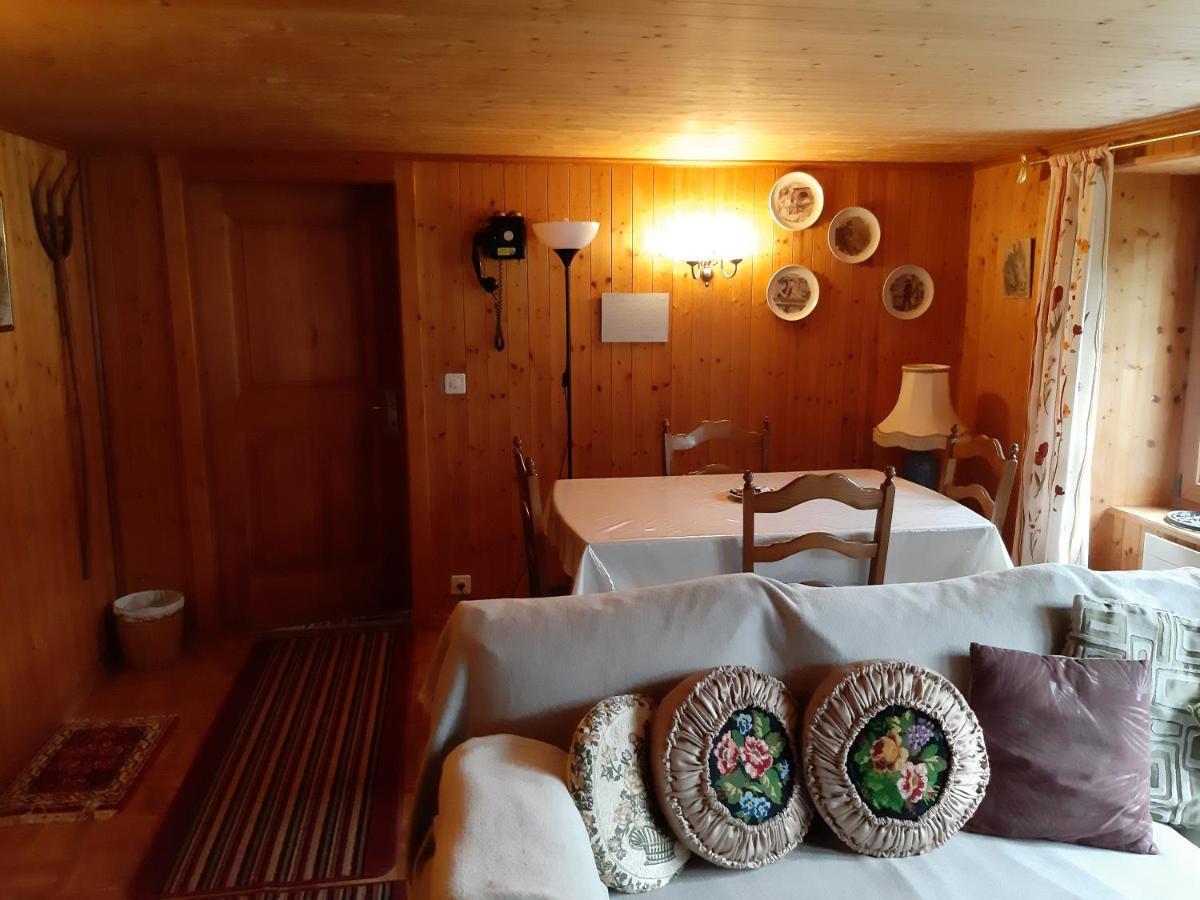 La Dernier Villa La Côte-aux-Fées Dış mekan fotoğraf